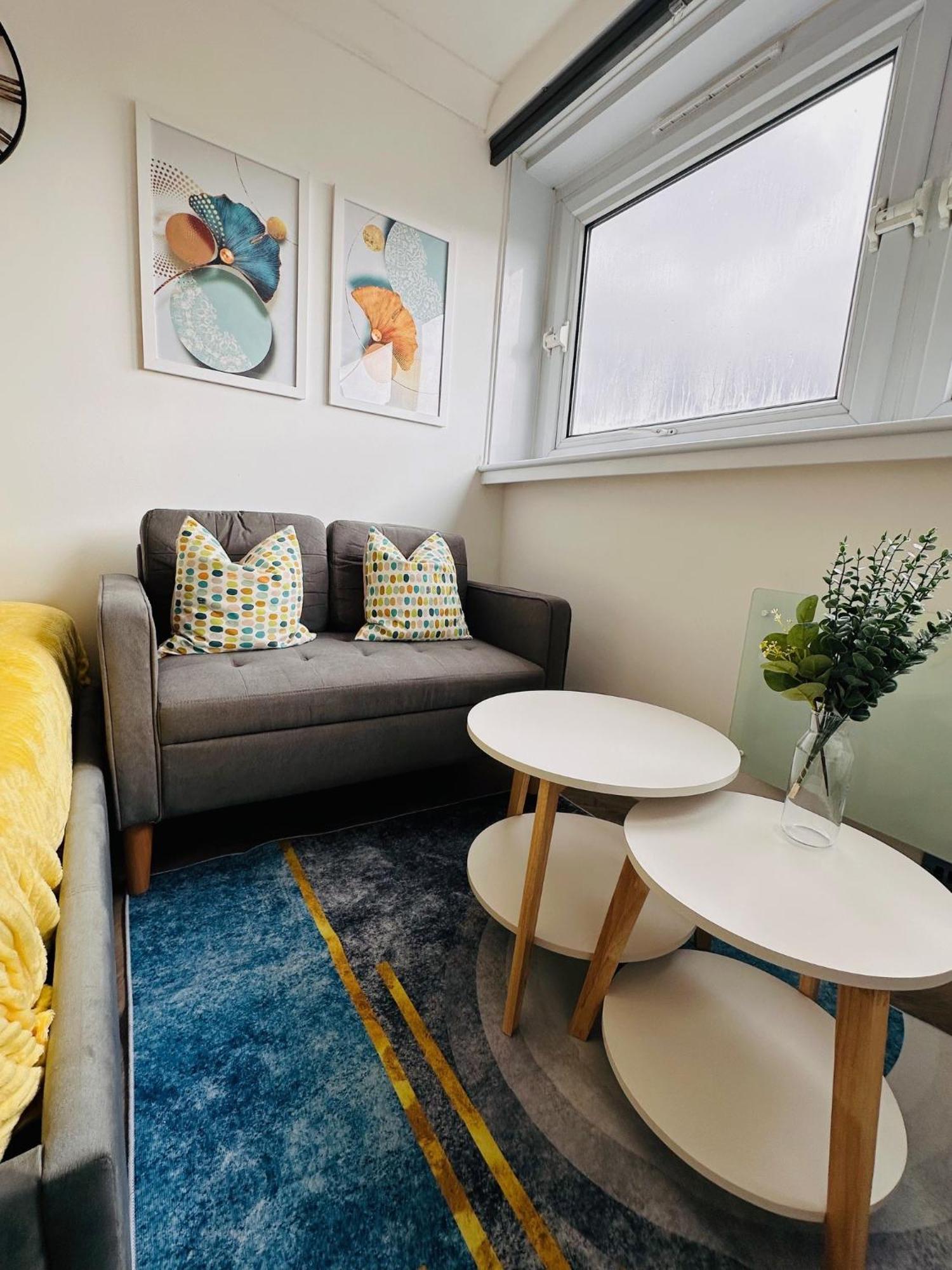 R1 - Private Room In Modern Shared Apartment, Each With Kitchenette, Central ברמינגהאם מראה חיצוני תמונה